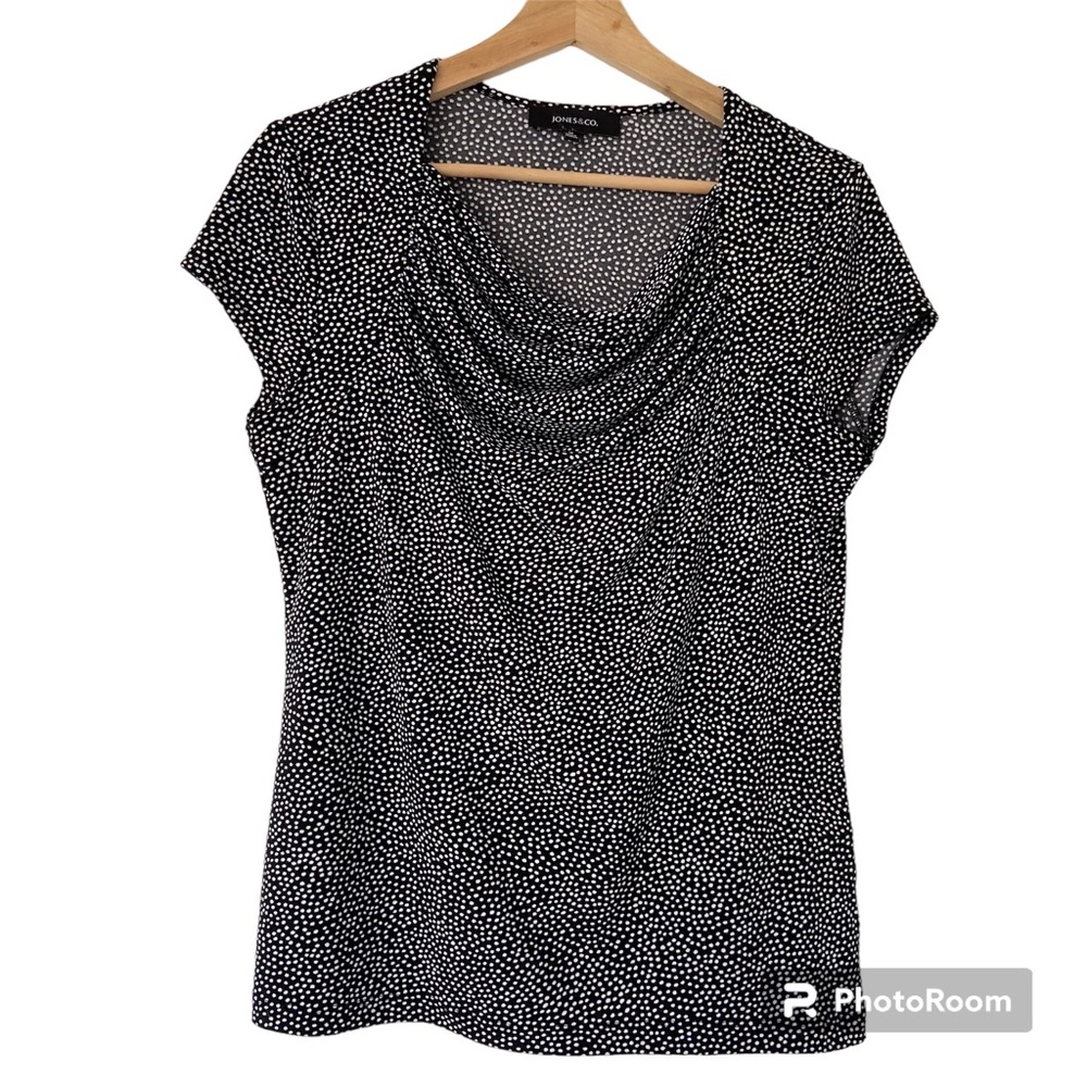 JONES & CO BLACK/WHITE POLKA DOT CAP SLEEVE TOP/BLOUSE W/ COWL/DRAPED NECK, M